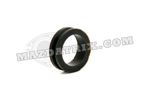 INJECTOR LOWER GROMMET, 93-95 SECONDARY